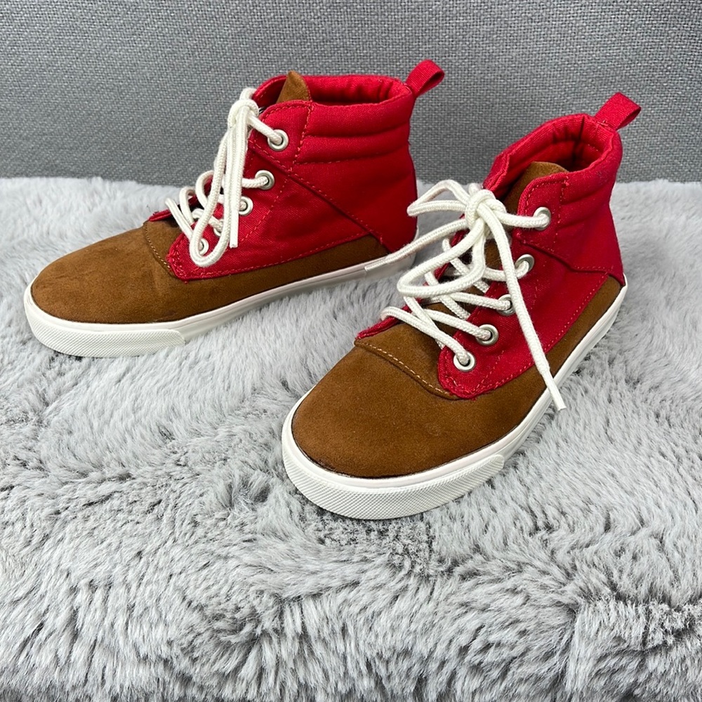 NWOT Old Navy High Tops
